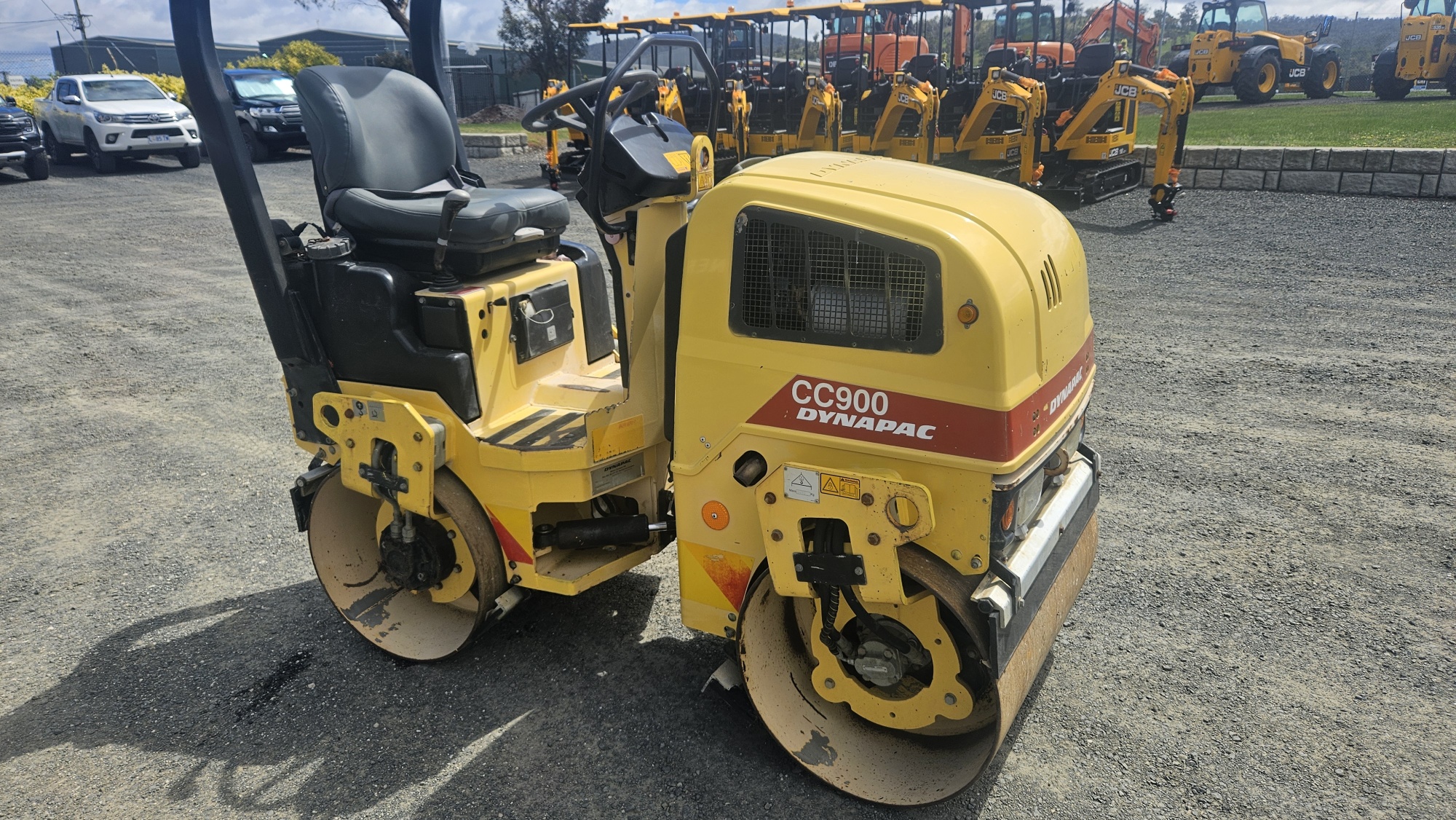 Dynapac CC900 roller